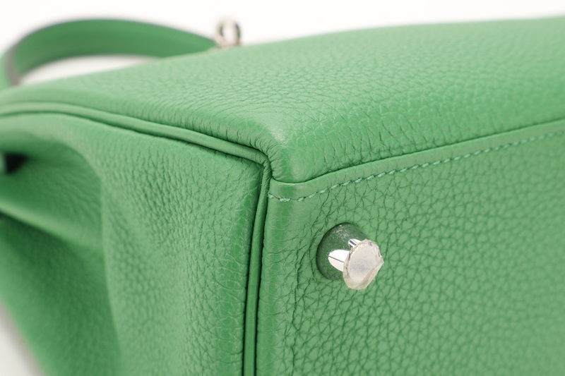 HERMES KELLY 25 STAMP Y (YEAR 2020) BAMBOO TOGO LEATHER SILVER HARDWARE WITH STRAPS, KEYS, LOCK AND DUST COVER