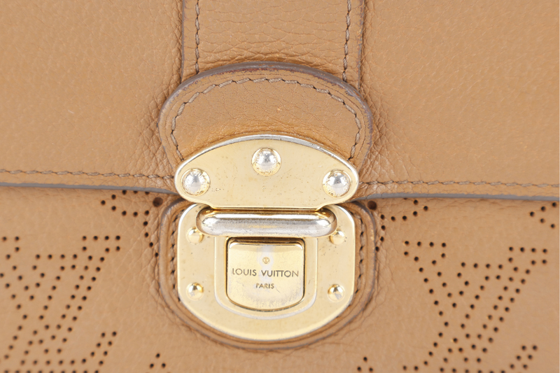 LOUIS VUITTON MAHINA PORTEFEUILLE IRIS WALLET BROWN LEATHER GOLD HARDWARE NO DUST COVER
