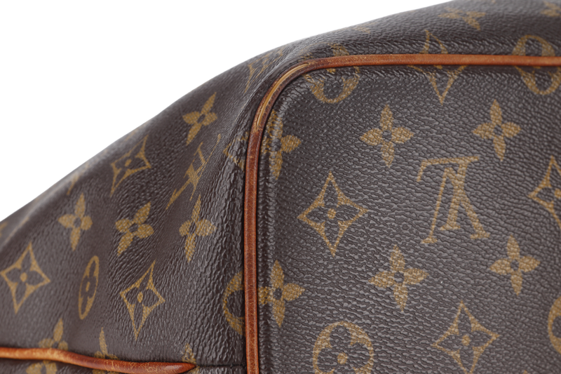 LOUIS VUITTON PALERMO PM (M40145) MONOGRAM CANVAS GOLD HARDWARE WITH STRAP AND DUST COVER