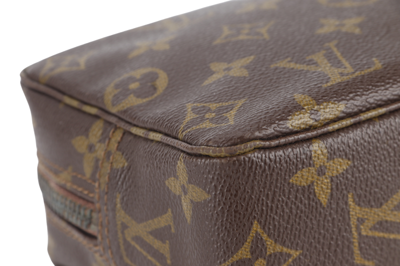 LOUIS VUITTON TROUSSE TOILETTE 18 CLUTCH MONOGRAM COATED CANVAS GOLD HARDWARE NO DUST COVER