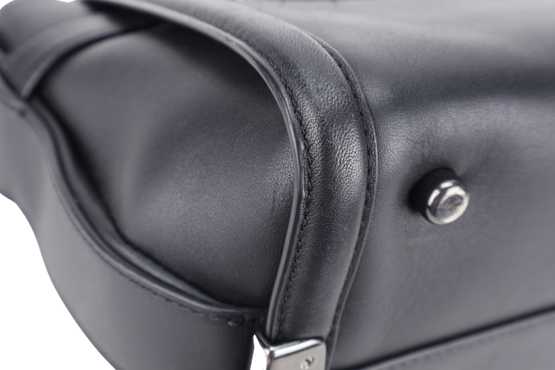 COACH SWAGGER 27 BLACK LEATHER SILVER HARDWARE WITH DUST COVER