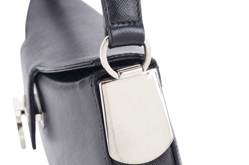 SALVATORE FERRAGAMO BLACK SAFFIANO LEATHER SHOULDER BAG SILVER HARDWARE NO DUST COVER
