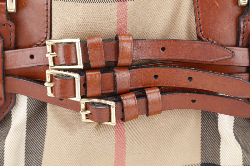 BURBERRY BRIDLE LYNHER (3763830-62Q) MEDIUM BROWN BEIGE HOUSE CHECK CANVAS AND LEATHER NO DUST COVER