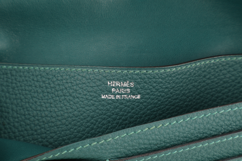 HERMES DOGON PORTEFEUILLE WALLET STAMP R SQUARE (YEAR 2014) VERT FONCE TOGO LEATHER SILVER HARDWARE WITH BOX