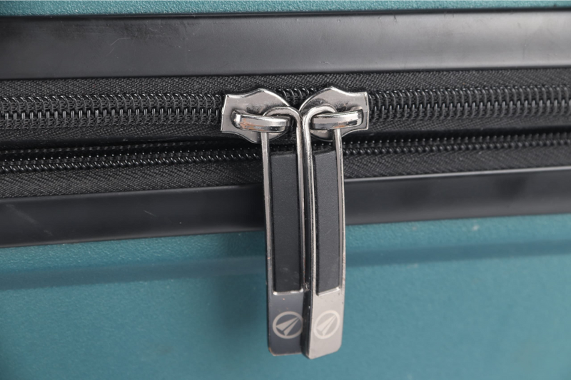 AIRWAYS OBLIQUE GREEN LUGGAGE