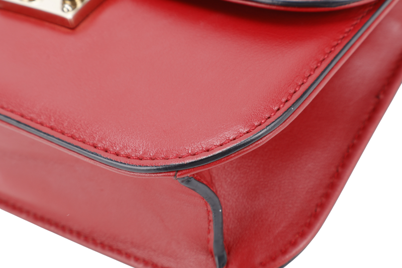 VALENTINO GARAVANI GLAM LOCK ROCKSTUD RED LEATHER GOLD HARDWARE WITH DUST COVER