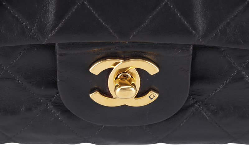 CHANEL VINTAGE CLASSIC DOUBLE FLAP (341xxxx) SMALL BLACK LAMBSKIN LEATHER GOLD HARDWARE NO DUST COVER