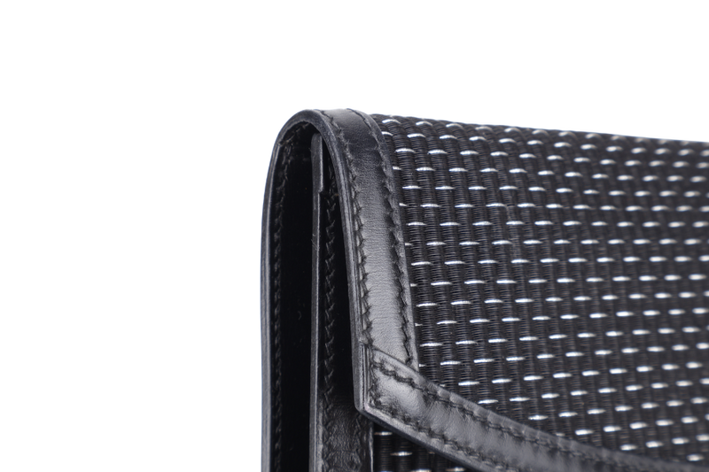 HERMES BLACK CRINOLINE HORSE HAIR RIO CLUTCH SILVER HARDWARE STAMP G SQUARE (YEAR 2003) WITH DUST COVER