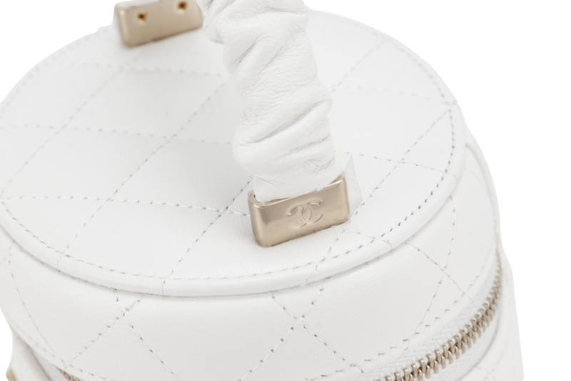 CHANEL 22S VANITY SMALL TOP HANDLE WHITE LAMBSKIN GOLD HARDWARE (3203xxxx) WITH CARD, DUST COVER AND BOX