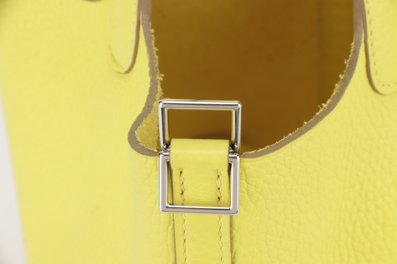 HERMES PICOTIN 18 LIME CLEMENCE LEATHER SILVER HARDWARE STAMP Y (YEAR 2020) WITH LOCK, KEY AND DUST COVER