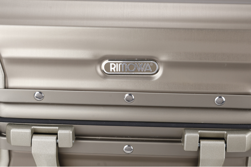 RIMOWA CABIN 19_ LUGGAGE IN ALUMINIUM TITANIUM GOLD