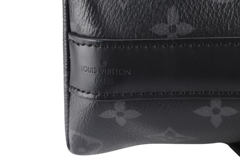 LOUIS VUITTON DISTRICT MESSENGER MM (M45271) MONOGRAM ECLIPSE SILVER HARDWARE NO DUST COVER