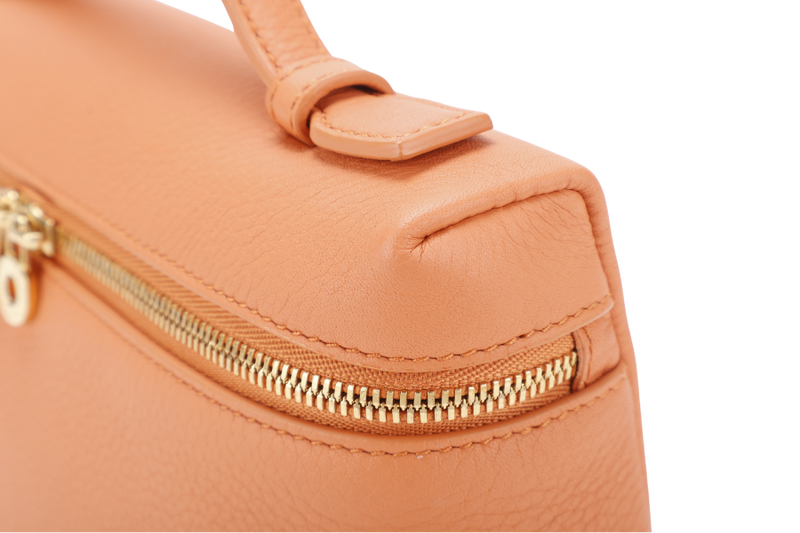 LORO PIANA EXTRA POCKET L19 GRAINED CALFSKIN CINNAMON ORANGE (LOAX) COLOR GOLD HARDWARE WITH DUST COVER AND BOX