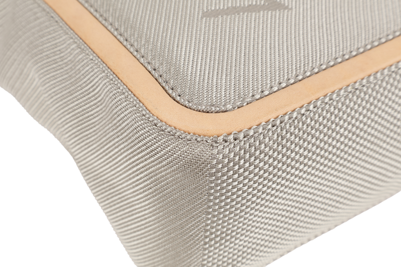 LOUIS VUITTON CITADIN PM MESSENGER TERRE DAMIER GEANT CANVAS SILVER HARDWARE WITH DUST COVER