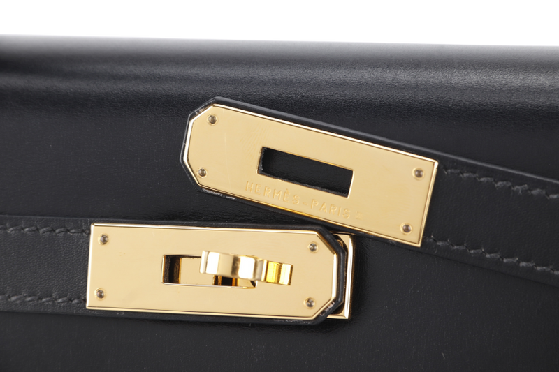 HERMES KELLY 32 STAMP O (YEAR 2011) SELLIER BLACK BOX LEATHER GOLD HARDWARE WITH STRAPS, LOCK&KEYS AND DUST COVER