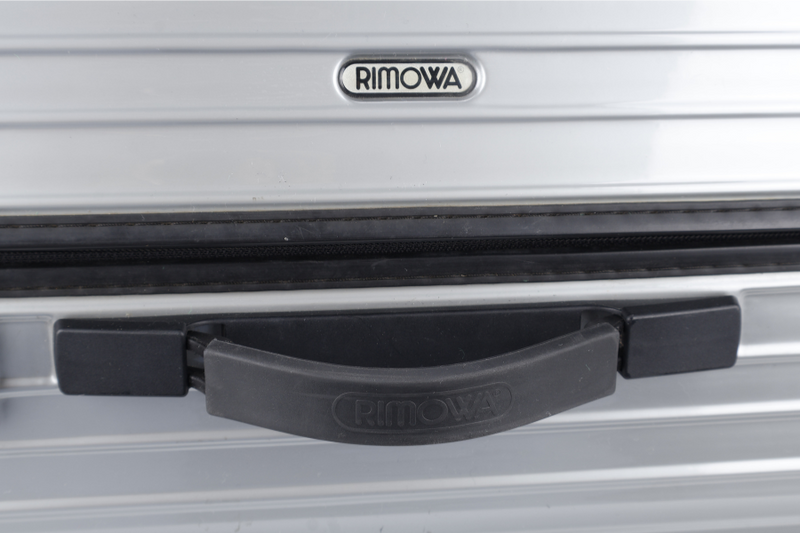 RIMOWA CHECK IN LUGGAGE 29_ GREY POLYCARBONATE BLACK HARDWARE