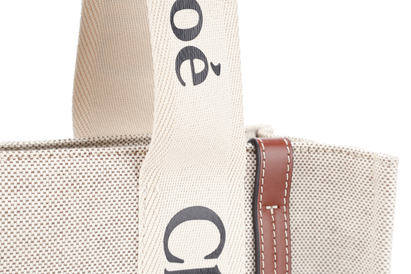 CHLOE WOODY TOTE MEDIUM WITH DUST COVER