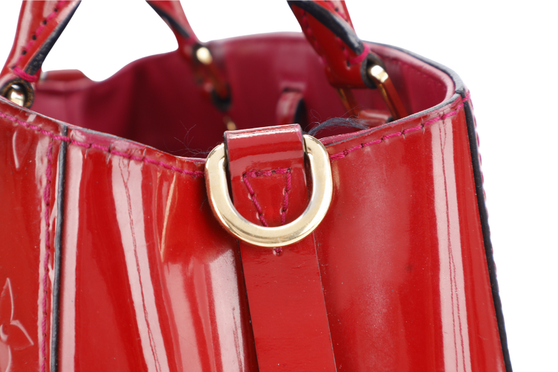 LOUIS VUITTON MONTAIGNE BB RED MONOGRAM VERNIS LEATHER GOLD HARDWARE NO DUST COVER