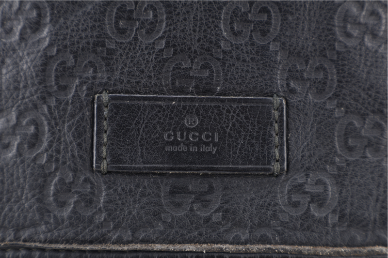 GUCCI BLACK GUCCISSIMA LEATHER MESSENGER BAG WITH GOLD TONE HARDWARE NO DUST COVER