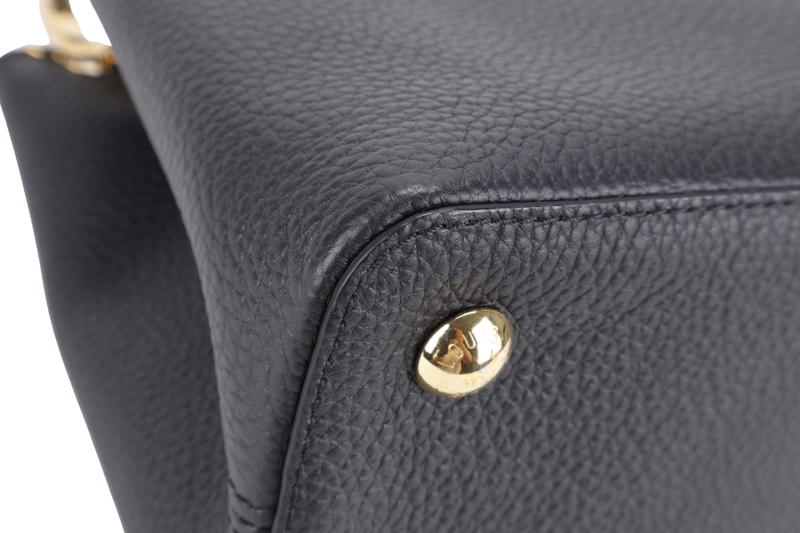 LOUIS VUITTON M54663 CAPUCINES MM BLACK LEATHER GOLD HARDWARE NO DUST COVER