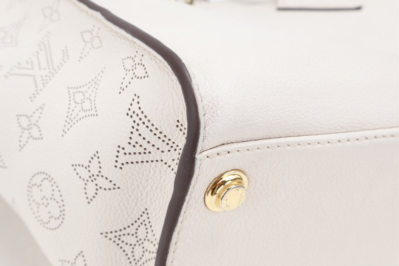 LOUIS VUITTON M20600 ON MY SIDE BEIGE CALF LEATHER GOLD HARDWARE WITH DUST COVER AND STRAPS
