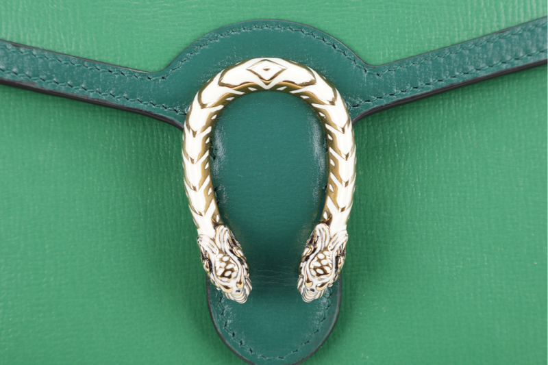 GUCCI 401231 1147 GREEN SERPENTI BUCKLE, WITH DUST COVER & BOX