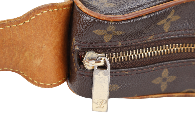 LOUIS VUITTON CROISSINT BROWN MONOGRAM CANVAS NO DUST COVER