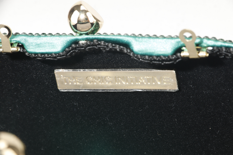 THE CHIC INITIATIVE GREEN CRYSTAL CLUTCH SILVER HARDWARE WITH DUST COVER AND BOX