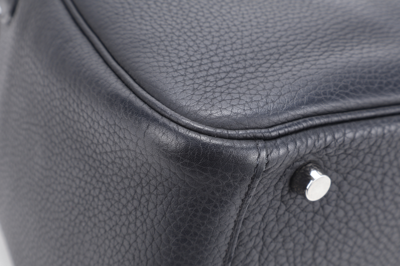 HERMES LINDY 30 BLACK CLEMENCE LEATHER PALLADIUM HARDWARE [STAMP X ( YEAR 2016)] WITH DUST COVER