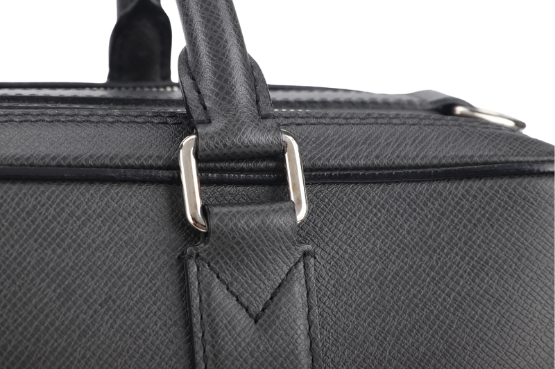 LOUIS VUITTON GREY TAIGA LEATHER DOCUMENT BAG WITH DUST COVER, LOCK&KEYS