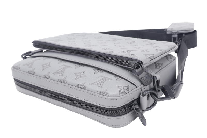 LOUIS VUITTON M46603 TRIO MESSENGER GREY MONOGRAM SHADOW BHW WITH DUST COVER