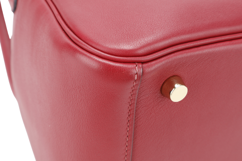 HERMES LINDY 26 ROUGE GRENAT SWIFT LEATHER GOLD HARDWARE STAMP X (YEAR 2016) WITH DUST COVER, INNER COMPARTMENT AND RAINCOAT