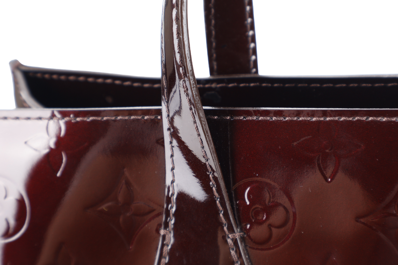 LOUIS VUITTON WILSHIRE PM AMARANTE VERNIS MONOGRAM WITH DUST COVER