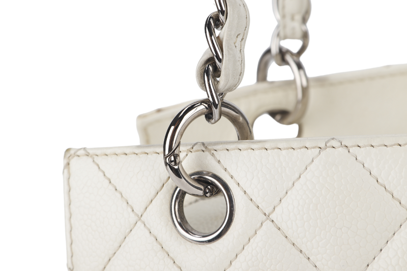 CHANEL PST WHITE (1044xxxx) CAVIAR LEATHER SILVER HARDWARE WITH DUST COVER