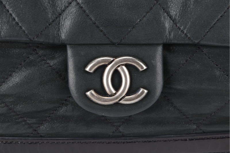 CHANEL VIP FLAP BAG (1514xxxx) BLACK IRIDESCENT CALFSKIN RUTHENIUM HARDWARE WITH DUST COVER