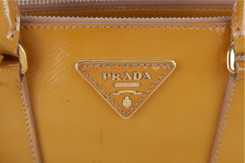 PRADA GALLERIA SMALL YELLOW GOLD SAFFIANO PATENT LEATHER GOLD HARDWARE NO DUST COVER