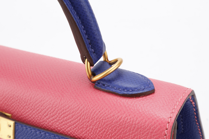 HERMES KELLY 25 HSS STAMP C (YEAR 2018) ROSE AZALEE, BLUE ELECTRIC EPSOM LEATHER, BRUSHED GOLD HARDWARE WITH STRAP, KEYS, LOCK AND DUST COVER