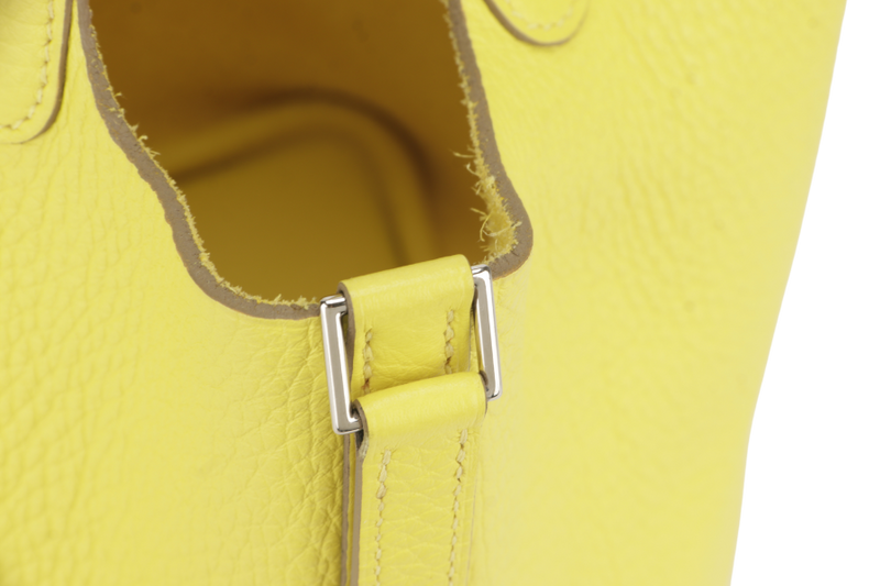 HERMES PICOTIN 18 LIME CLEMENCE LEATHER SILVER HARDWARE STAMP Y (YEAR 2020) WITH LOCK, KEY AND DUST COVER