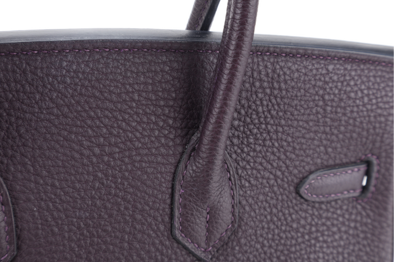 HERMES BIRKIN 25 STAMP T (YEAR 2015) RAISIN COLOR TOGO LEATHER GOLD HARDWARE WITH KEYS, LOCK AND DUST COVER