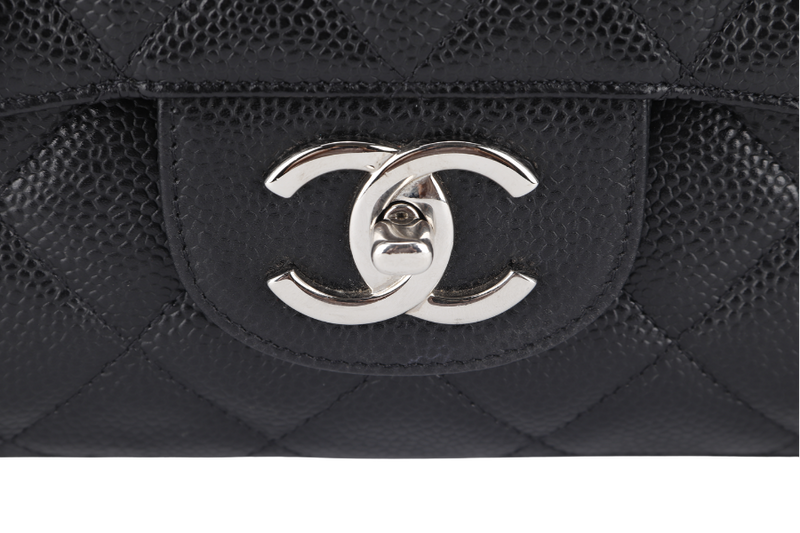 CHANEL CLASSIC DOUBLE FLAP MAXI (1437xxxx) BLACK CAVIAR SILVER HARDWARE WITH DUST COVER