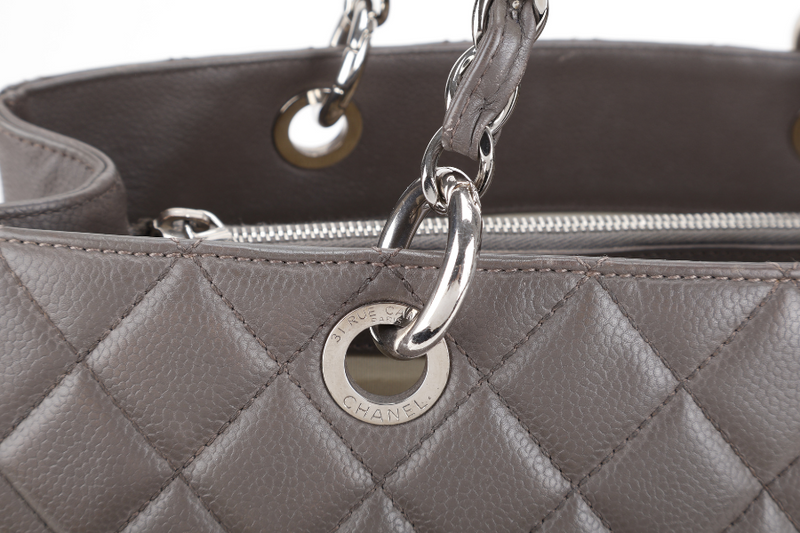 CHANEL GRAND SHOPPING TOTE (1503xxxx) GREY CAVIAR LEATHER SILVER HARDWARE WITH CARD NO DUST COVER