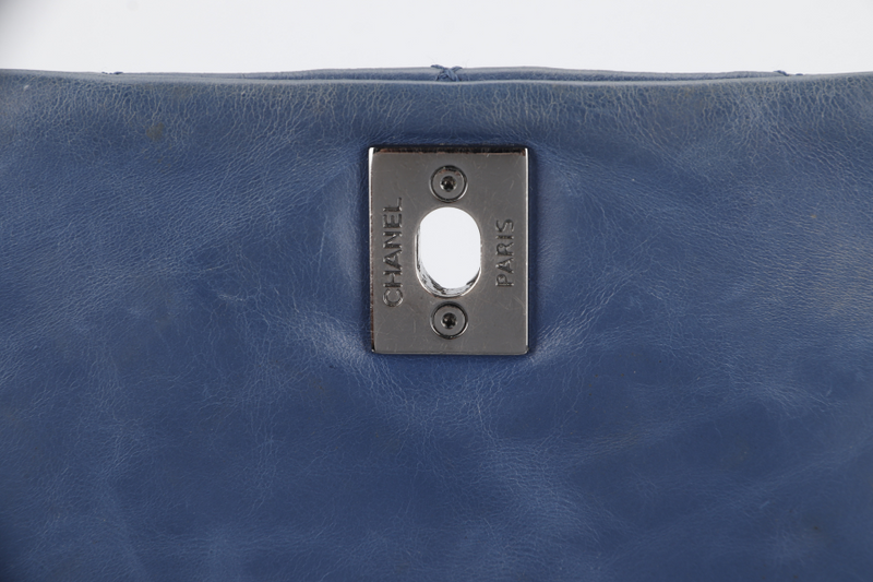 CHANEL FLAP MEDIUM BLUE SHOULDER BAG (2075xxxx) CALFSKIN LEATHER PALLADIUN HARDWARE WITH CARD AND DUST COVER