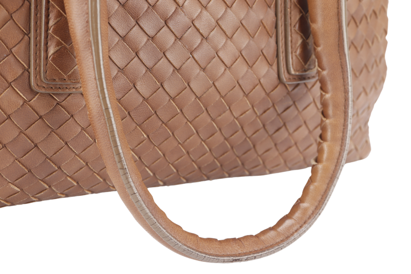 BOTTEGA VENETA WOMAN BOSTON BAG MEDIUM BROWN LEATHER GOLD HARDWARE WITH DUST COVER