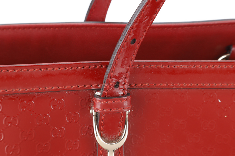 GUCCI RED MICROGUCCISSIMA ENAMEL TOTE BAG GOLD HARDWARE WITH DUST COVER