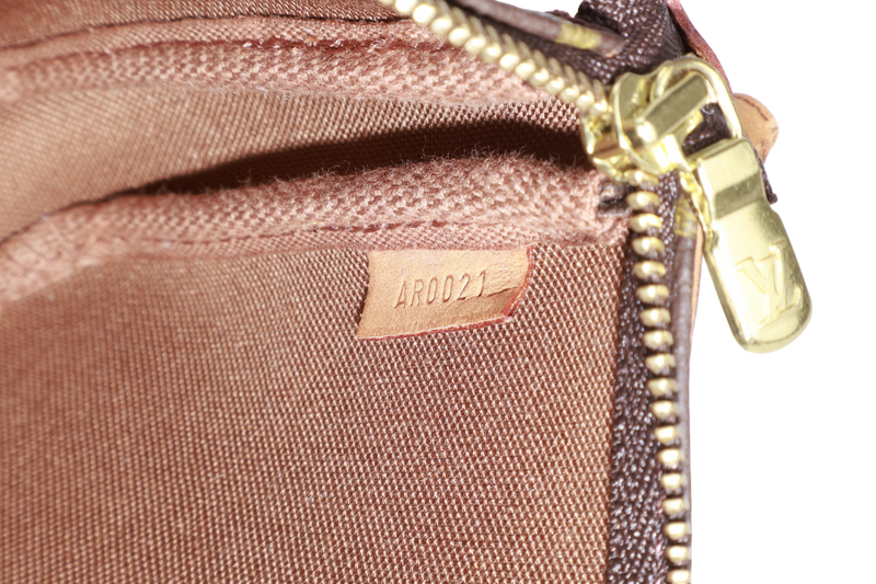 LOUIS VUITTON POCHETTE M51980 AR0021 MONOGRAM WITH DUST COVER