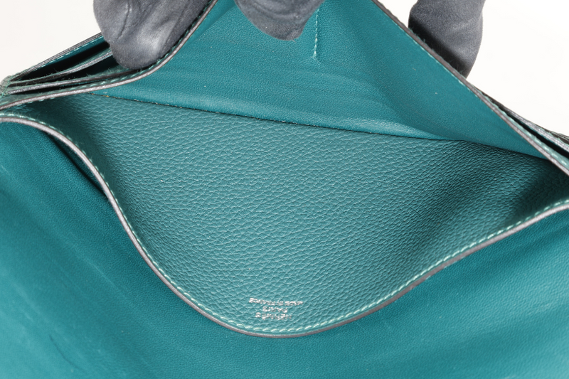 HERMES DOGON PORTEFEUILLE WALLET STAMP R SQUARE (YEAR 2014) VERT FONCE TOGO LEATHER SILVER HARDWARE WITH BOX