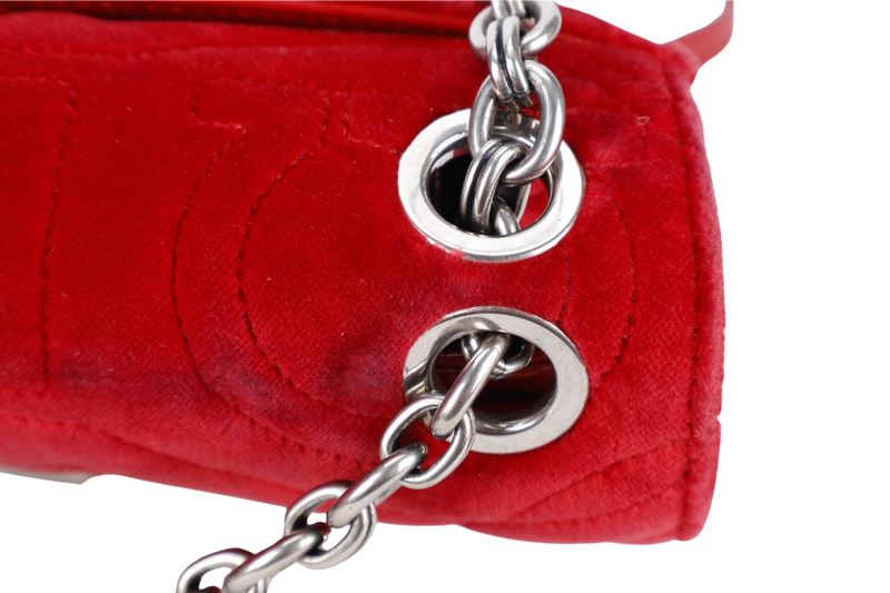 SALVATORE FERRAGAMO 21H248 VELVET RED QUILTED GANCINI CROSSBODY BAG WITH DUST COVER