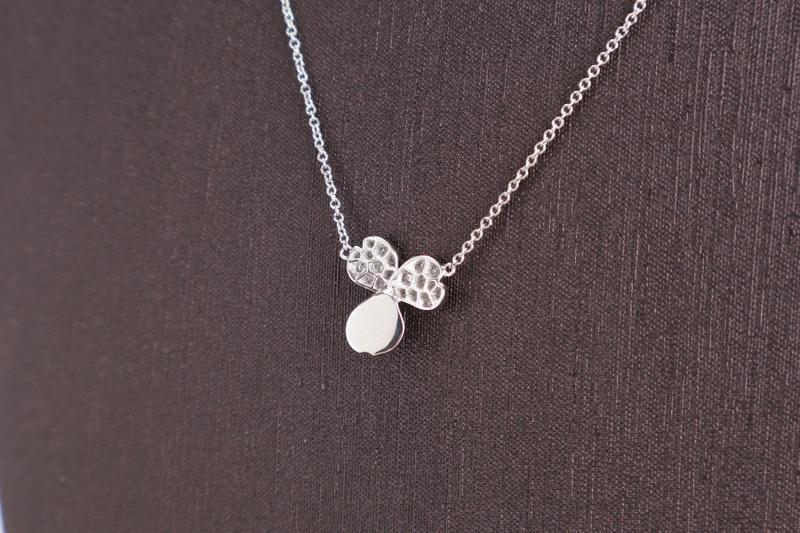 TIFFANY & CO. PAPER FLOWER PENDANT NECKLACE PT950 WITH DIAMOND 3.7G WITH BOX