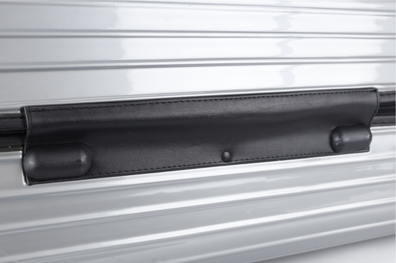 RIMOWA CHECK IN LUGGAGE 29_ GREY POLYCARBONATE BLACK HARDWARE