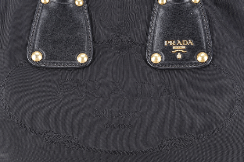 PRADA BN1995 NYLON TOTE NERO WITH CARD NO DUST COVER